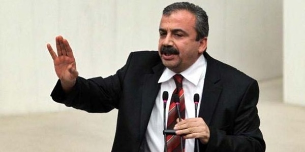 HDP'nin gönlünden CHP, MHP kolalisyonu geçiyor