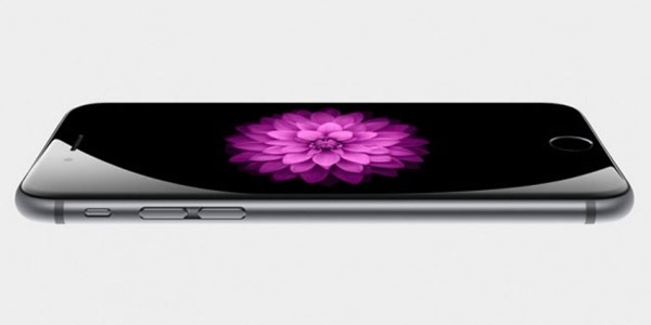 Küçük iPhone isteyenlere müjde!
