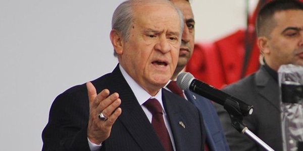 Bahçeli, 4.9 kuruşluk tazminata mahkum edildi