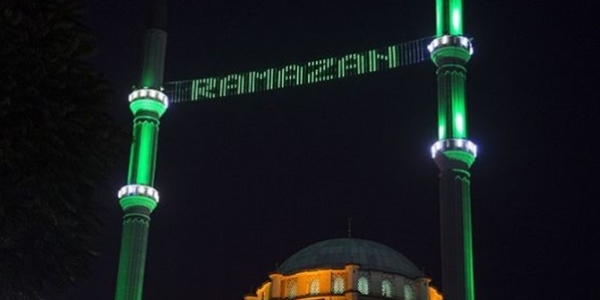 'Klasik mahya yerini dijital mahyaya bıraktı'