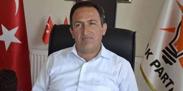 AK Parti İlçe Başkanı istifa etti