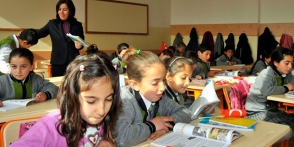 Danıştay: Din kültürü dersi, din eğitimidir!