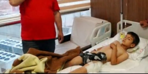 Otomobiliyle çarptığı çocuğu okulun önüne bırakıp kaçtı