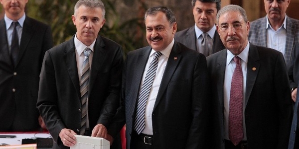 Kayıt yaptıran milletvekili sayısı 288'e ulaştı