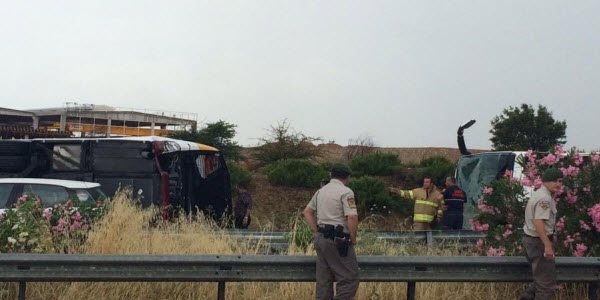 Yolcu otobüsleri çarpıştı: 46 yaralı