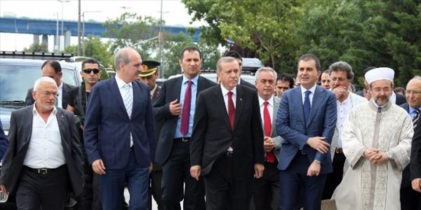 Eyüp Sultan Türbesi Erdoğan'ın katıldığı törenle açıldı