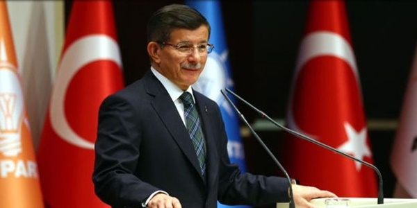 AK Parti seçim bildirgelerini mercek altına aldı