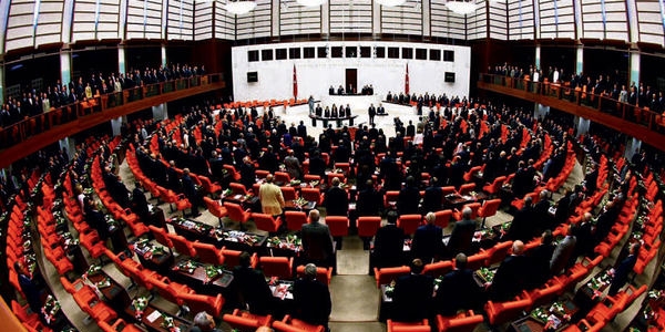Satrançta ilk hamle başkanlık seçimi