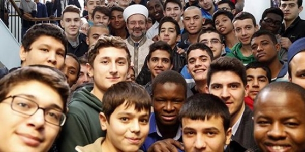 TDV, Uluslararası İmam Hatip Liselerine öğrenci seçiyor