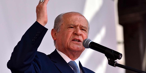 Bahçeli: Saray'a gizli giden MHP'liyi arıyorum