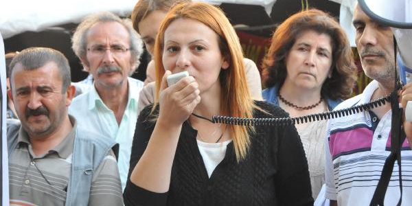 Açlık grevi yapan Hatice öğretmen görevine döndü