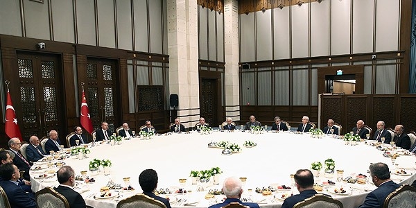 Erdoğan'dan 'iftar masası' iddialarına tazminat davası