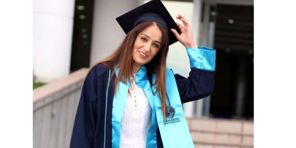 Denemek için girdi, bölüm birincisi oldu
