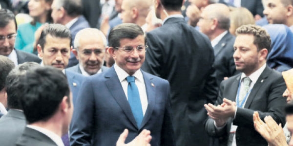 Ak Parti'nin koalisyon için yol haritası hazır