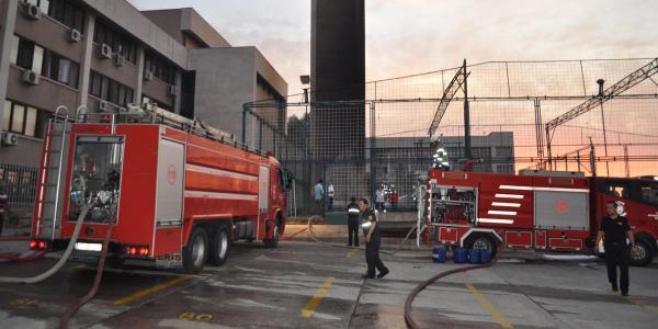 Bozyaka Eğitim ve Araştırma Hastanesi'nde yangın çıktı