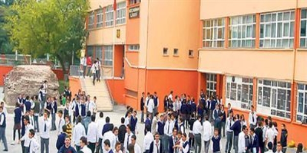 MEB, orta öğretimde, yargı kararlarını uygulamadı mı?