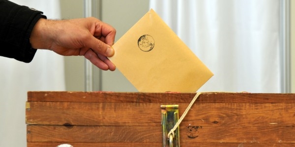'AK Parti seçmeni rehavete kapıldı'