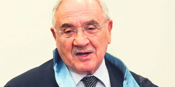 Yeni Milli Savunma Bakanı Vecdi Gönül oldu