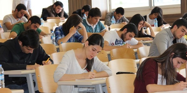 Üniversite mezunlarının en çok karşılaştığı 3 soru