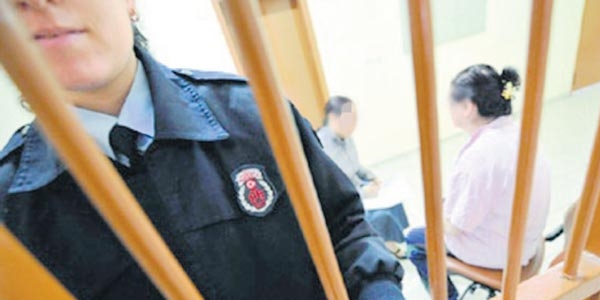 Mahküm kadınlara hakkını söyleyen yok