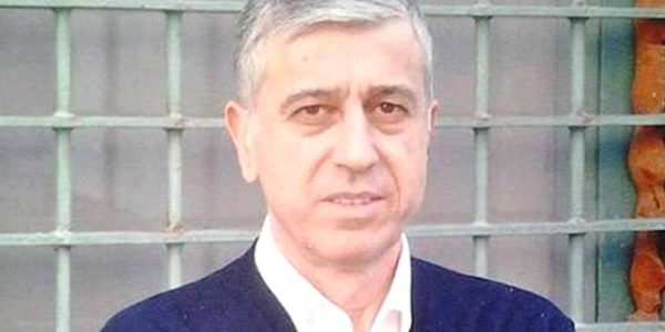 'Balyoz' sanığı Tuğamiral Çakmak, toprağa verildi