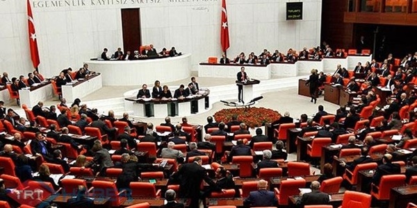 Başkanlık Divanı'nda partilerin üye sayısı belli oldu