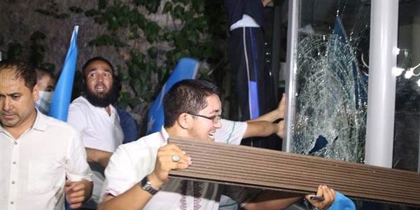 Tayland elçiliklerini geçici olarak kapatma kararı aldı