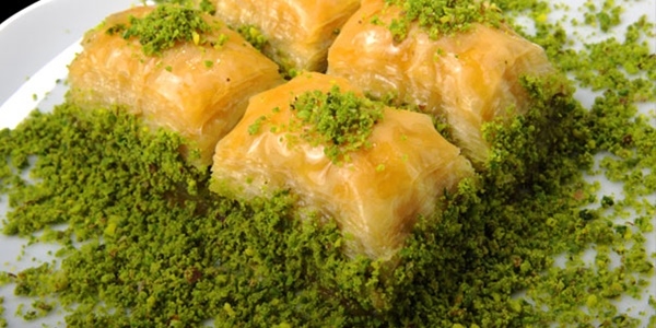 Baklavada antep fıstığı yerine fasulye