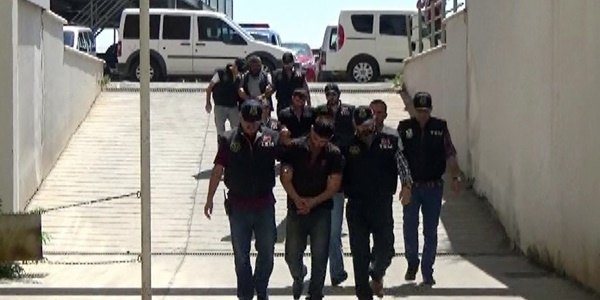 Gaziantep'te 6-8 ekim olaylarında öldürülen 5 kişinin zanlıları yakalandı