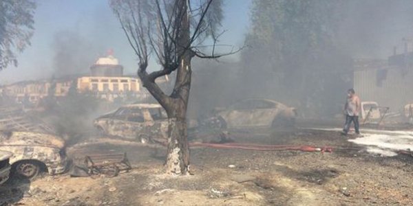 İzmir'de sanayi sitesinde yangın
