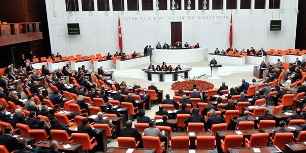 TBMM Başkanlık Divanı Üyeliklerine seçim kararı Resmi Gazetede