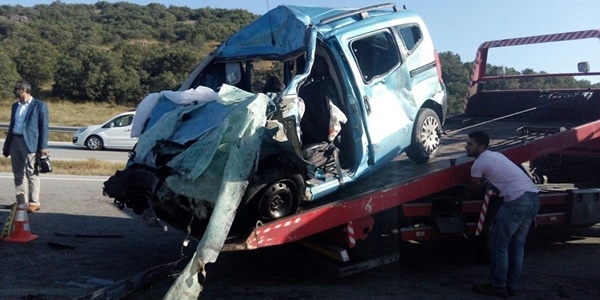 Çorum'da feci kaza: 6 ölü, 2 yaralı