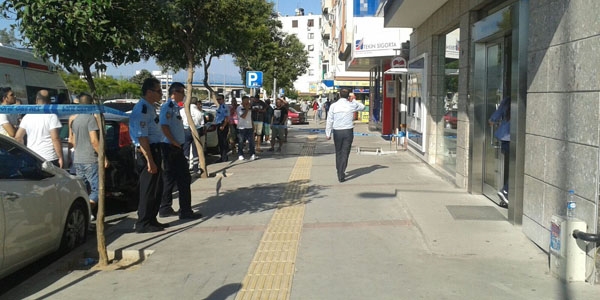 İzmir'de pompalı tüfekle banka soygunu