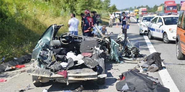 Trafikte arife günü faciası