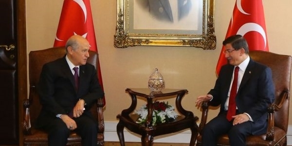 MHP'li kurmaylar: Kapıyı kapatmadık