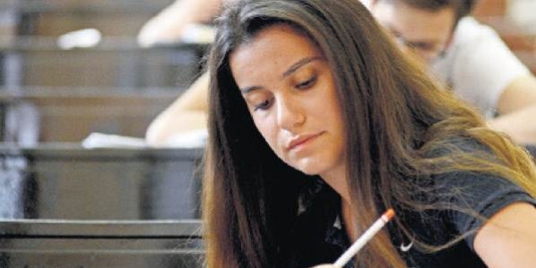 'Kişilerin geleceği söz konusu soruları görmeliler'