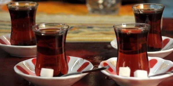 Günde 7 çay kaşığından fazla şeker tüketilmemeli