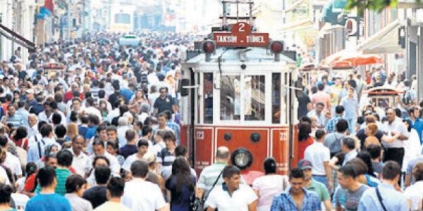 İstanbul'un nüfusu ayda 24 bin kişi artıyor