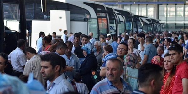 Bayramda yollara düştük