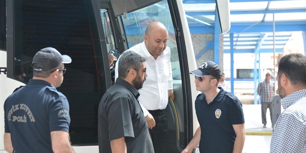 Savcı ve hakimleri isimsiz ihbar mektuplarıyla dinlemişler