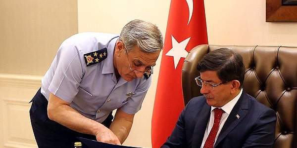 Davutoğlu operasyonları Çankaya Köşkü'nden takip etti
