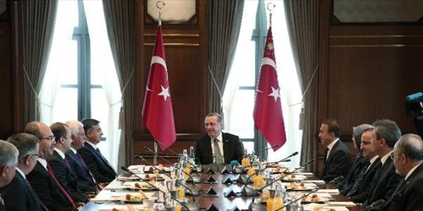 CHP ve HDP'li divan üyeleri Saray'a gitmedi