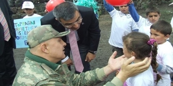 Binbaşının şehit edilmesiyle ilgi 10 kişiye gözaltı