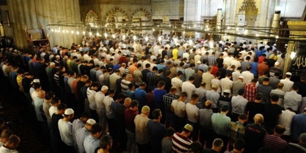Kamu görevlileri için 'cuma namazı' izni talebi