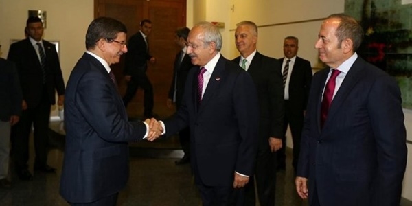 3. AK Parti-CHP koalisyon görüşmeleri başladı