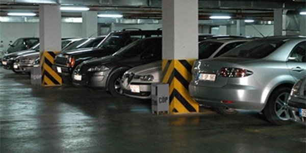 AVM'lerde 3 saatlik cretsiz otopark yasal hak