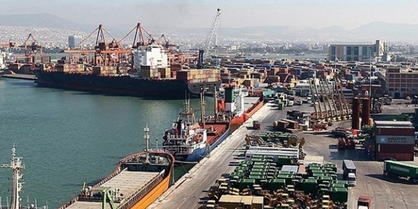 Geçen ay en çok motorlu kara taşıtları ihraç edildi
