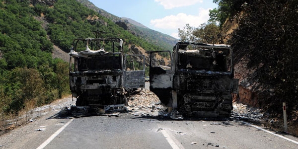 Tunceli-Erzincan karayolu 3 gndr kapal