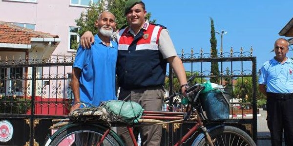 Asker torunu için bin 100 km pedal çevirdi