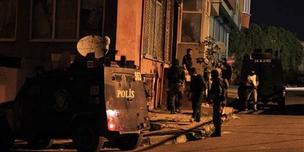 Gazi Mahallesi'nde 'terör' operasyonu